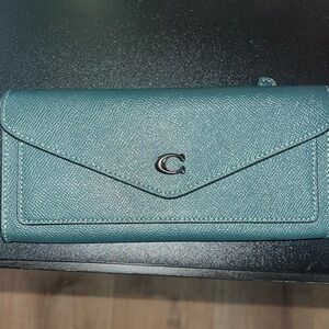COACH Wyn Soft Wallet